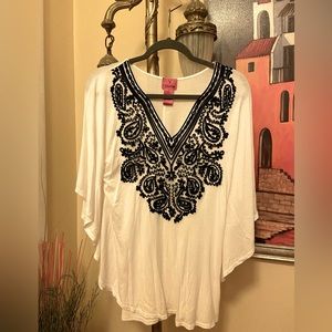 V Cristina Womens White Batwing Style  Embroidered  V-Neck Top Small Tunic